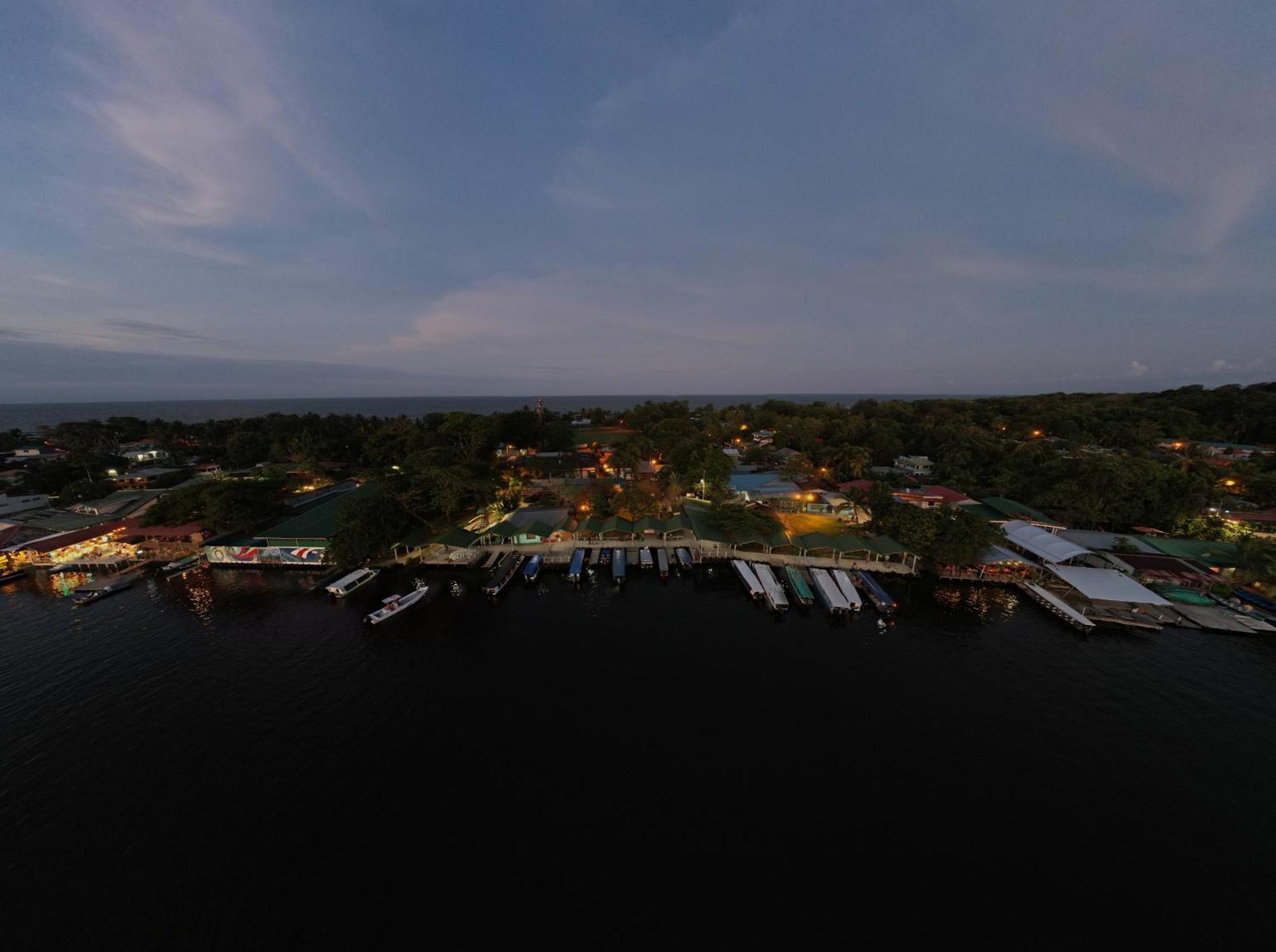 Hostel Tortuguero 7Backpackers Kültér fotó